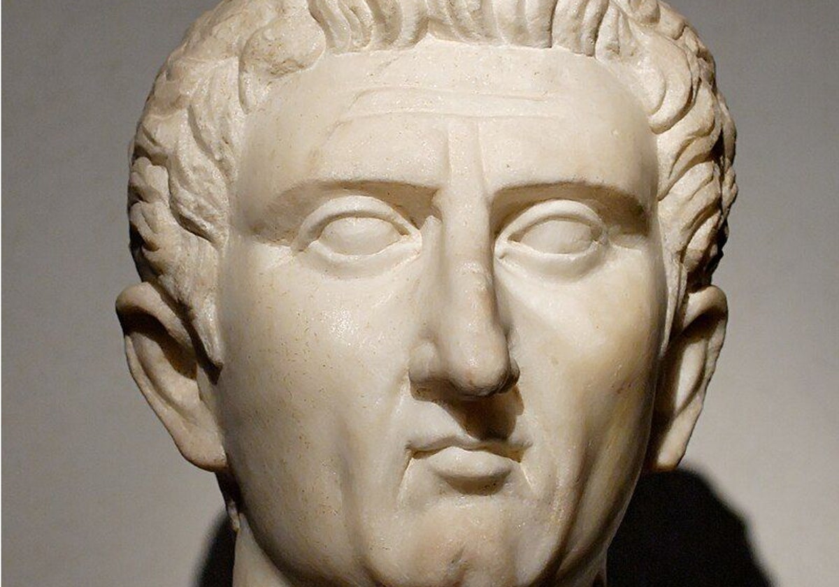 Busto del emperador Nerva