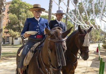 Rendidos a la Feria del Caballo: «Cada año tiene más empaque y la gente disfruta de las amistades, el flamenco y las tapitas»