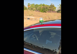 La DGT confirma que todos los coches deberán llevar este objeto a partir de 2026: es obligatorio y te puede salvar la vida