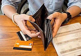 Un juzgado 'libera' a una familia de Huelva sepultada económicamente por una herencia