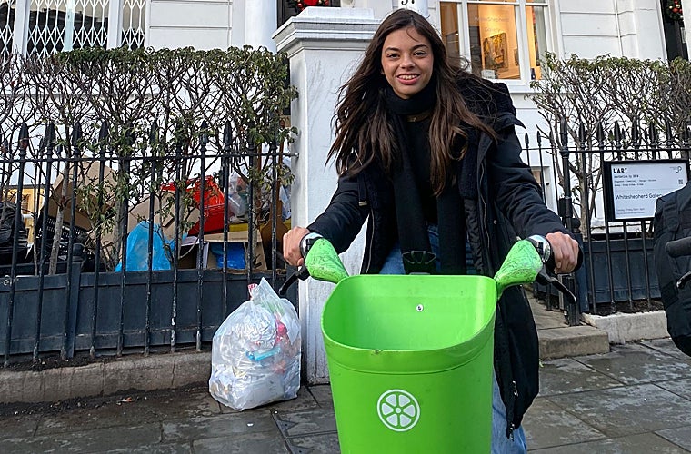 La malagueña trata de concienciar en sus vídeos a la ciudadanía sobre la importancia del reciclaje