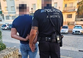 Detienen en Almonte a un conductor que agredió a la Policía Local tras inmovilizarle con un cepo el coche