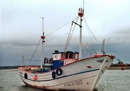 El pesquero 'Raisjoman' se hunde en la costa de Huelva tras colisionar con «un objeto flotante o semihundido»