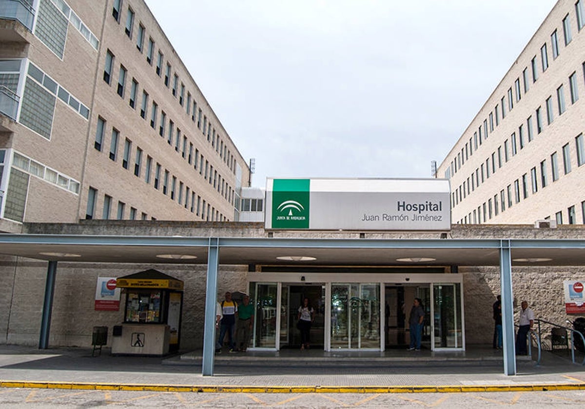 Las dos heridas fueron trasladadas al Hospital Juan Ramón Jiménez de Huelva