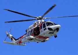 Evacuan al hospital un tripulante accidentado de una embarcación turca fondeada cerca de Huelva