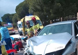 Cinco heridos, dos de ellos graves, por una colisión frontal en Moguer