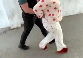 Detenida una madre por prostituir a sus hijos de 12 y 9 años en Isla Cristina