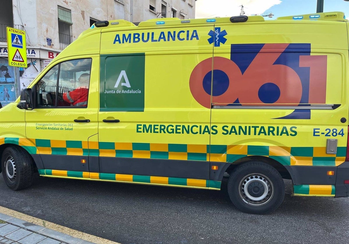 Ambulancia de emergencias sanitarias del 061