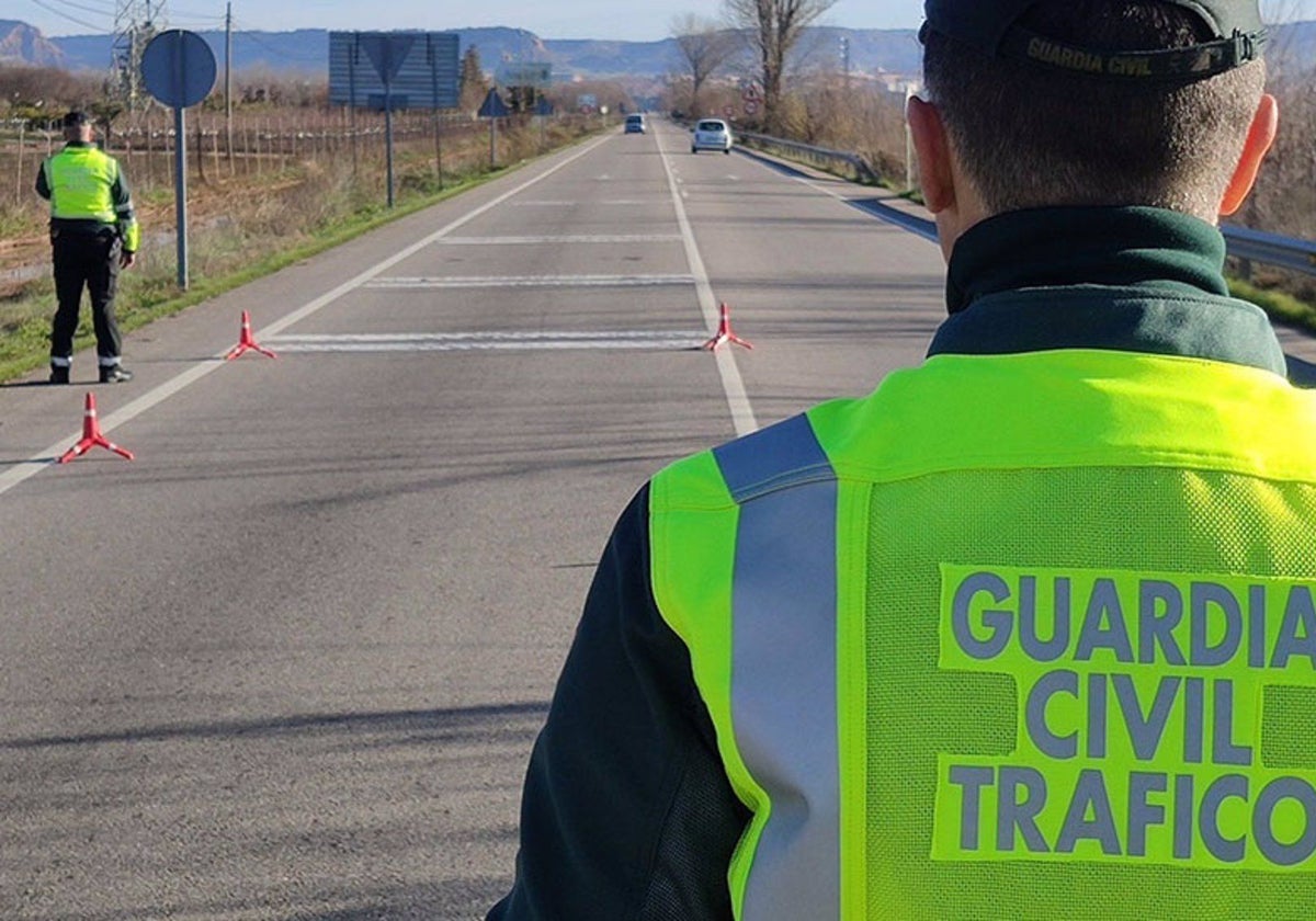 Agentes de la Guardia Civil de Tráfico