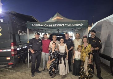 El hombre que salió de una parada cardiorrespiratoria en El Rocío se reencuentra con sus salvadores