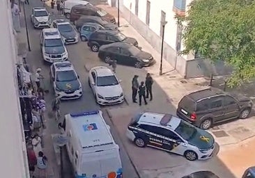 Un hombre muerto y una mujer herida en un tiroteo en Isla Cristina por una venganza entre clanes