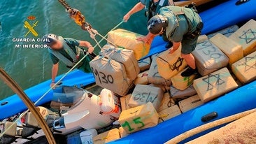 Narcotráfico en Huelva: La Guardia Civil se incauta de casi tres toneladas de hachís en un pesquero en Isla Cristina