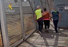 La mujer detenida por la Guardia Civil