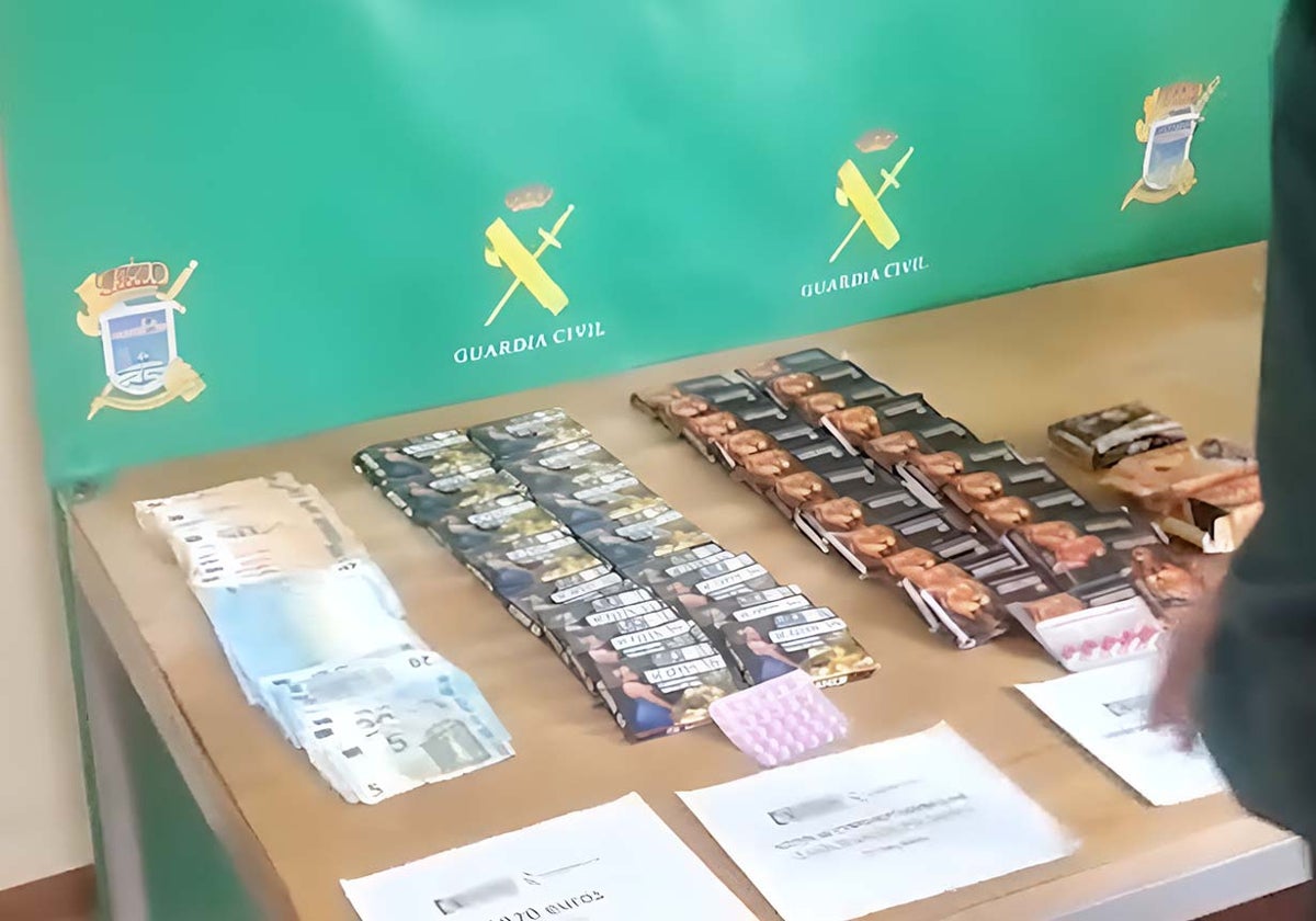 Parte del material intervenido en Moguer