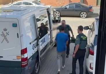 Tres detenidos por atracar con navajas a vecinos vulnerables en las calles de Almonte
