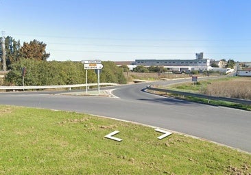 Accidente en Huelva: Un choque entre un turismo y una ambulancia deja cuatro heridos en Gibraleón, uno de ellos un bebé