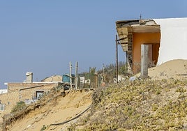 Matalascañas, ante la pérdida de su frente costero: «Es consecuencia de la desidia del Gobierno»