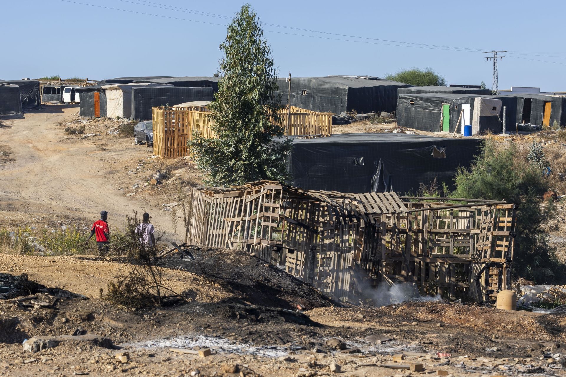 Así ha quedado el asentamiento chabolista de Palos tras el nuevo incendio