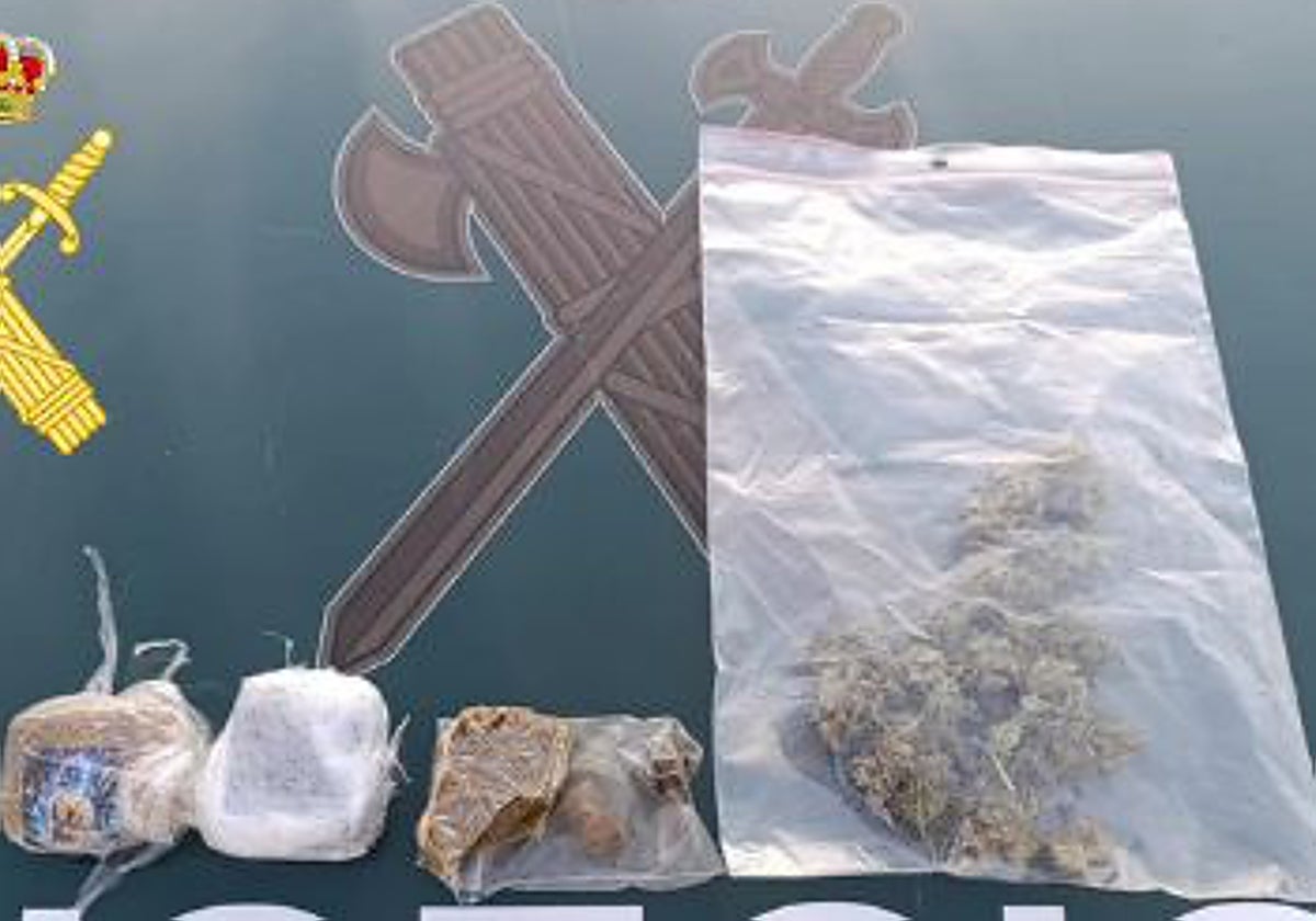 Parte del hachís y la marihuana intervenidas por los agentes de la Guardia Civil de Salamanca