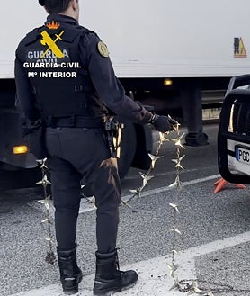 Imagen secundaria 2 - Tres detenidos por matar de una brutal paliza a un vecino de Bollullos