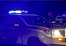 Un coche patrulla de la Guardia Civil