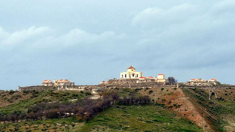 Este pueblo de Portugal tiene uno de los castillos más espectaculares del mundo y está a sólo unas horas de Huelva
