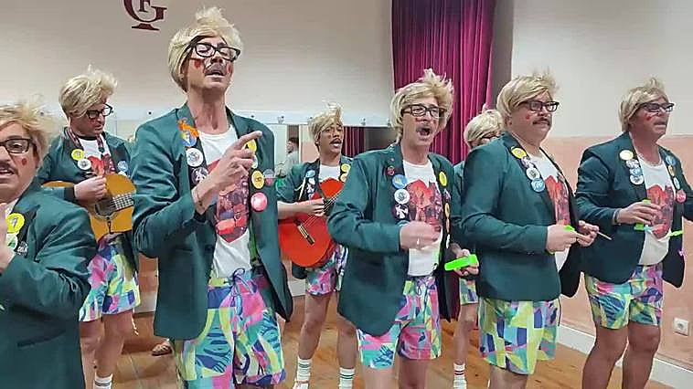 La chirigota 'Cádiz, qué bonita eres con tu puta madre', en camerinos,