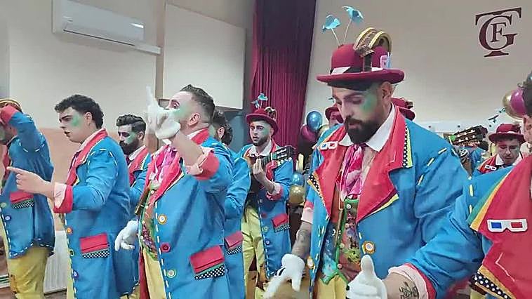 Comparsa del Jona en camerinos antes de semifinales