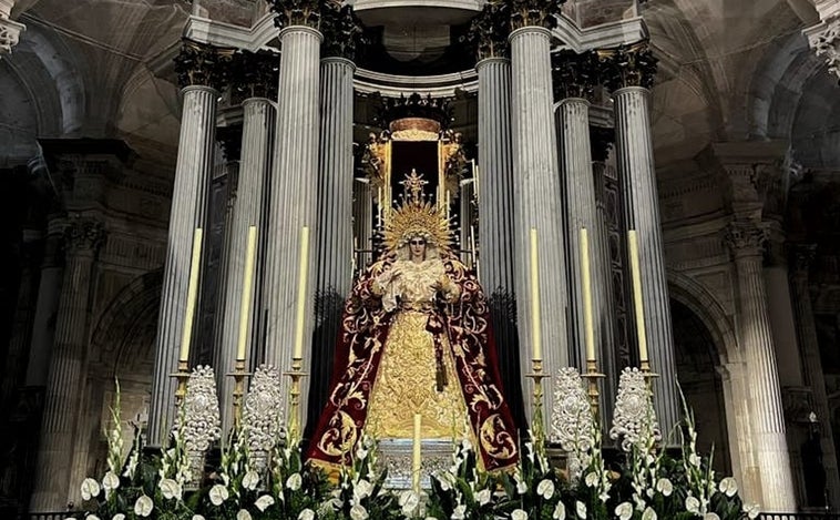 Llegó el gran día de la Coronación de la Virgen de las Penas