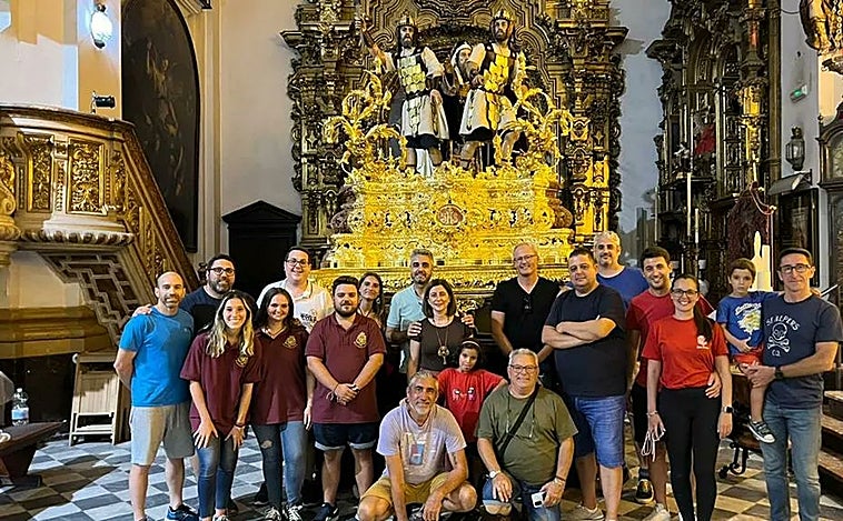 Magna Cádiz 2022: El paso de Las Penas ya está montado con las imágenes secundarias que formarán el misterio