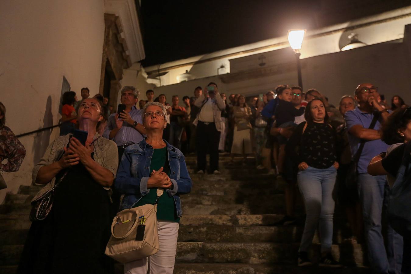 Fotos: las imágenes de los traslados de este jueves a la Catedral de Cádiz