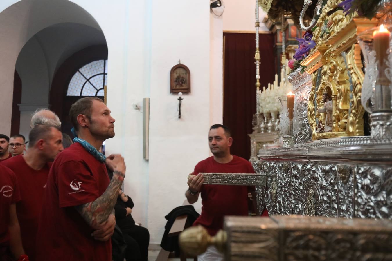 Fotos: el estreno procesional del Nazareno de la Obediencia de Cádiz