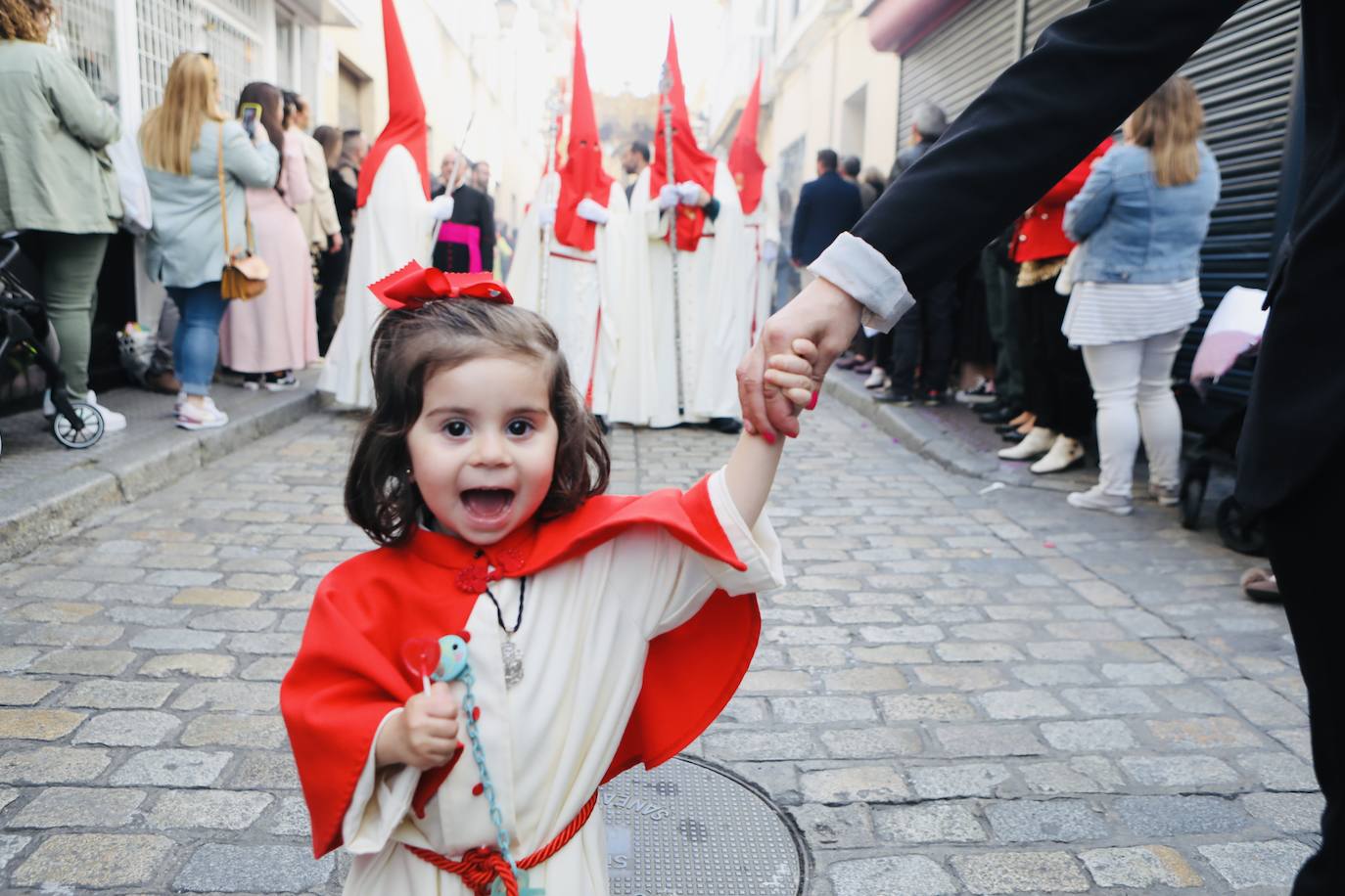 Fotos: Las Penas y su andar por las calles de Cádiz en este Domingo de Ramos