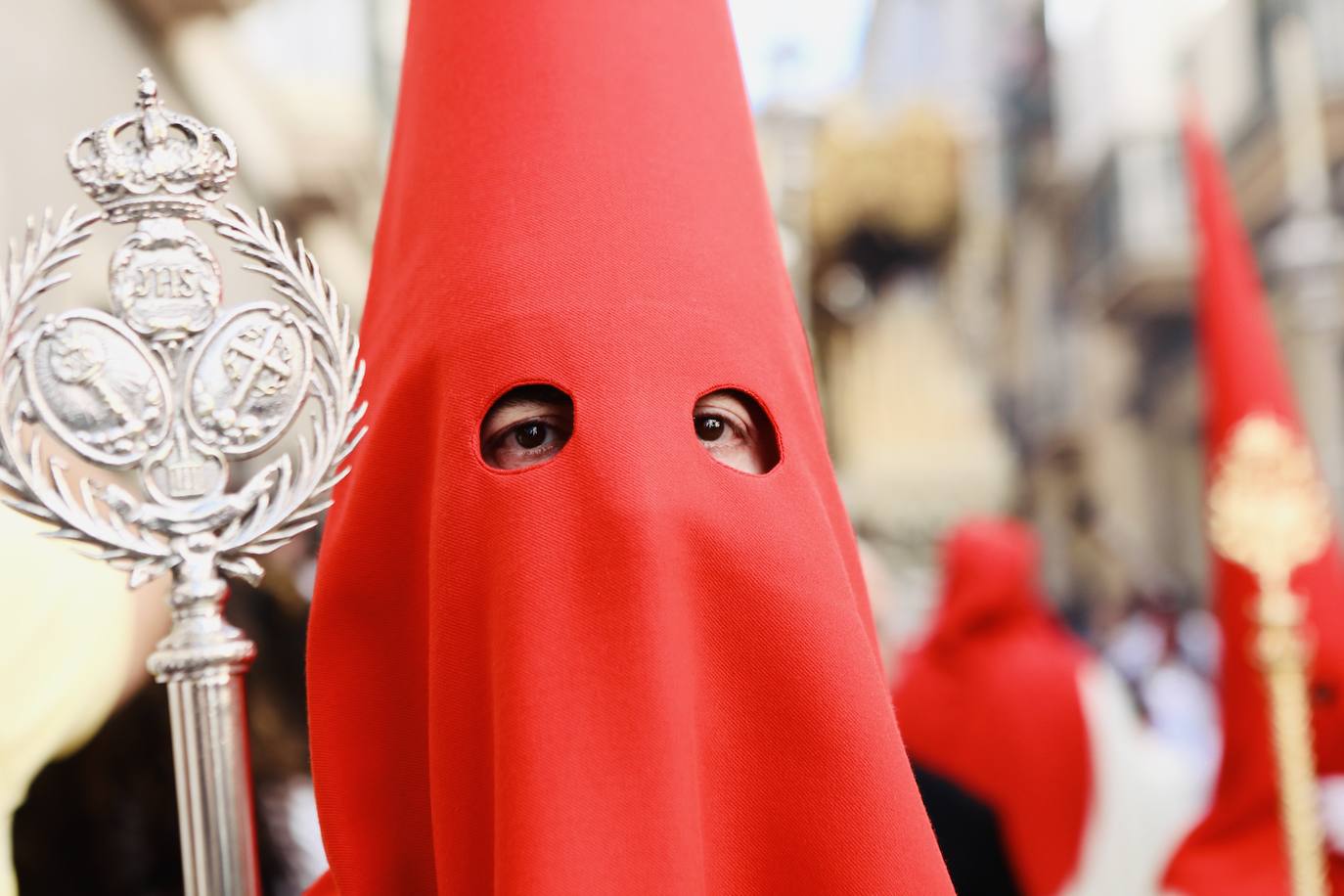 Fotos: Las Penas y su andar por las calles de Cádiz en este Domingo de Ramos