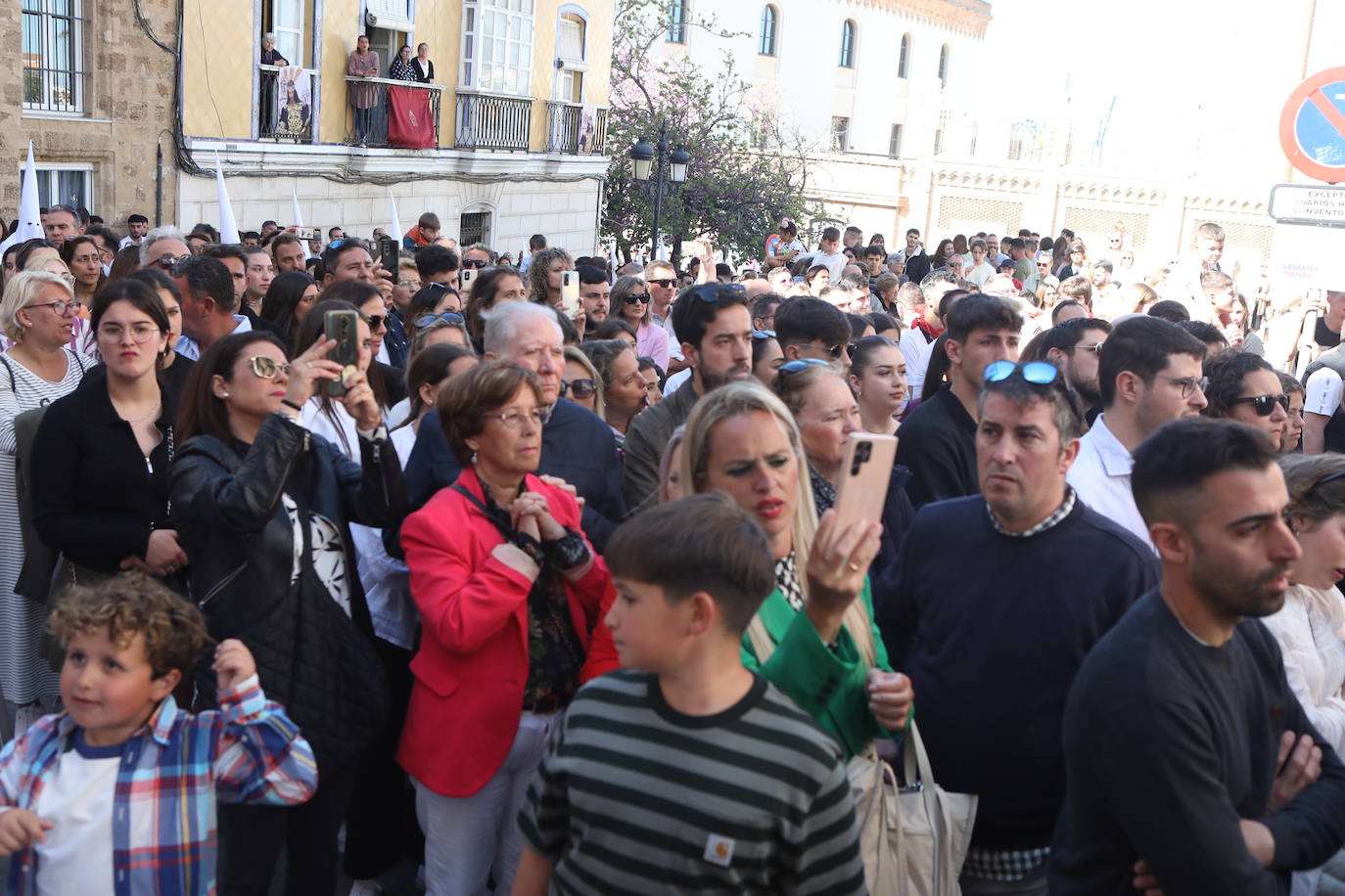 Fotos: La Sagrada Cena en su desfile del Domingo de Ramos en Cádiz