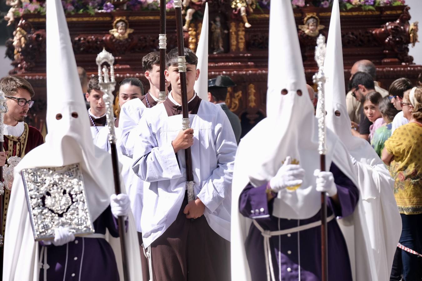 Fotos: El Nazareno del Amor recorre las calles de Cádiz