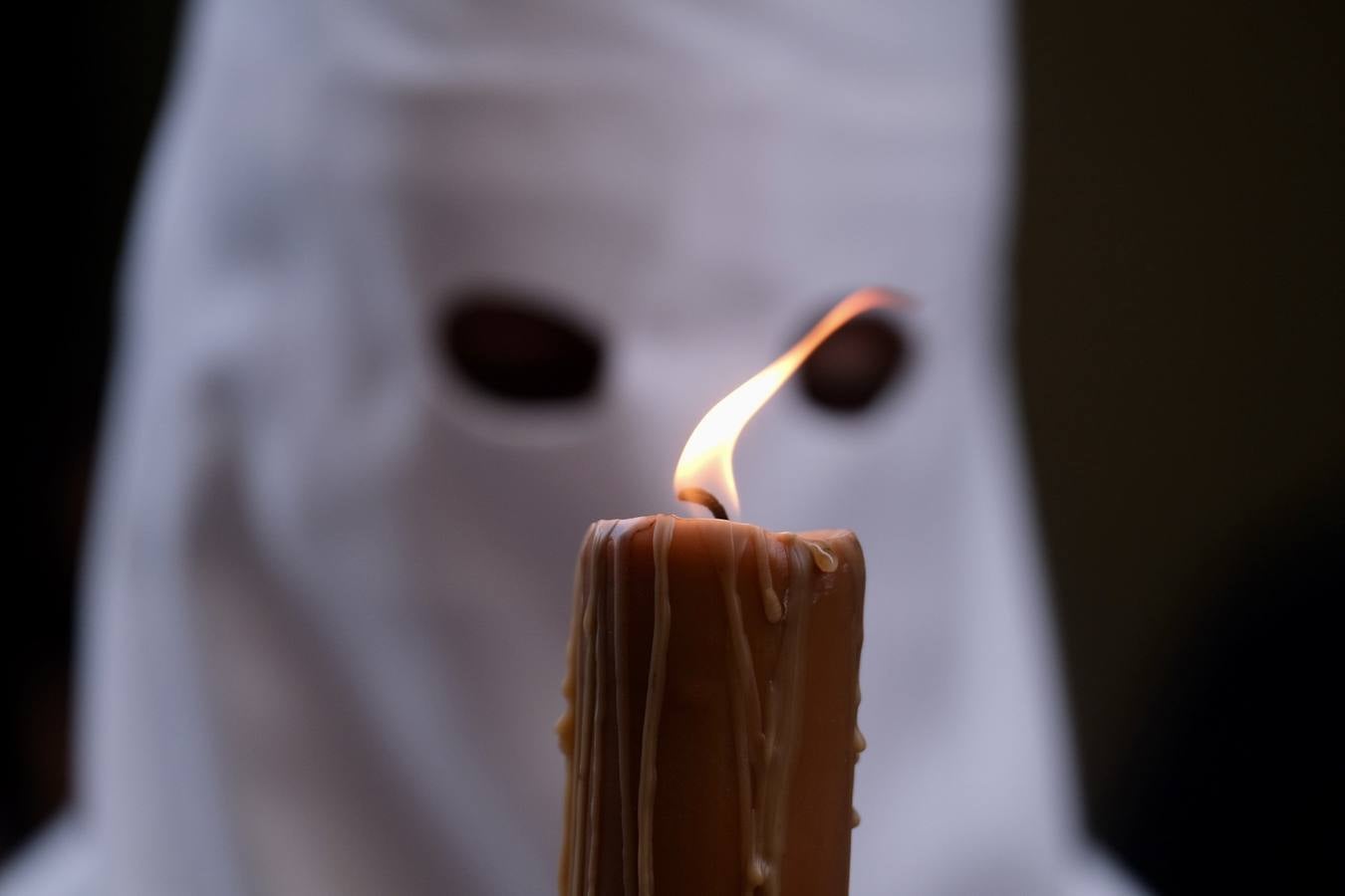 Fotos: El Nazareno del Amor recorre las calles de Cádiz