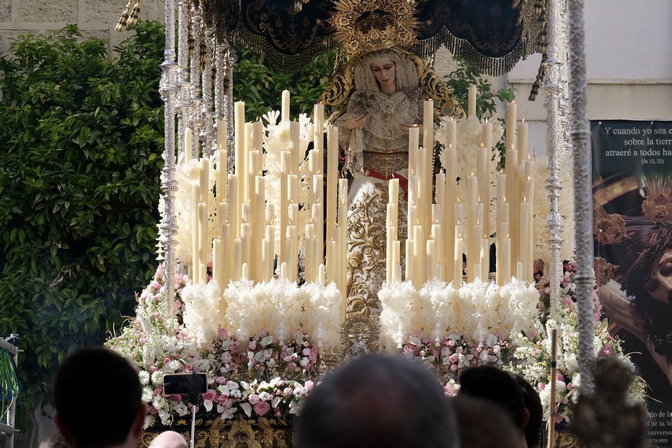Fotos: El Nazareno del Amor recorre las calles de Cádiz