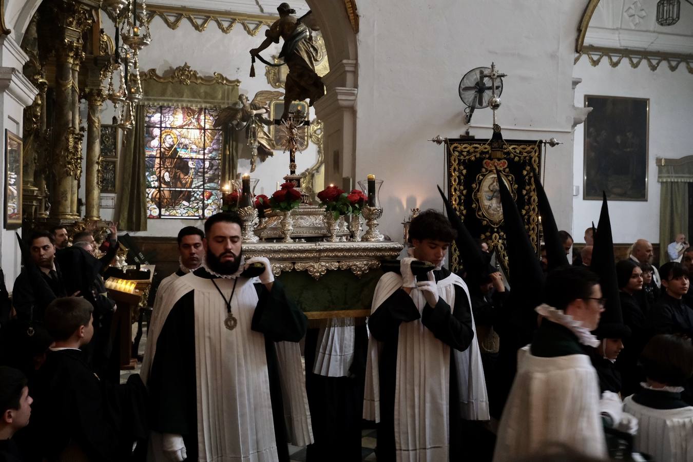 Fotos: Veracruz, la decana, el Lunes Santo en Cádiz