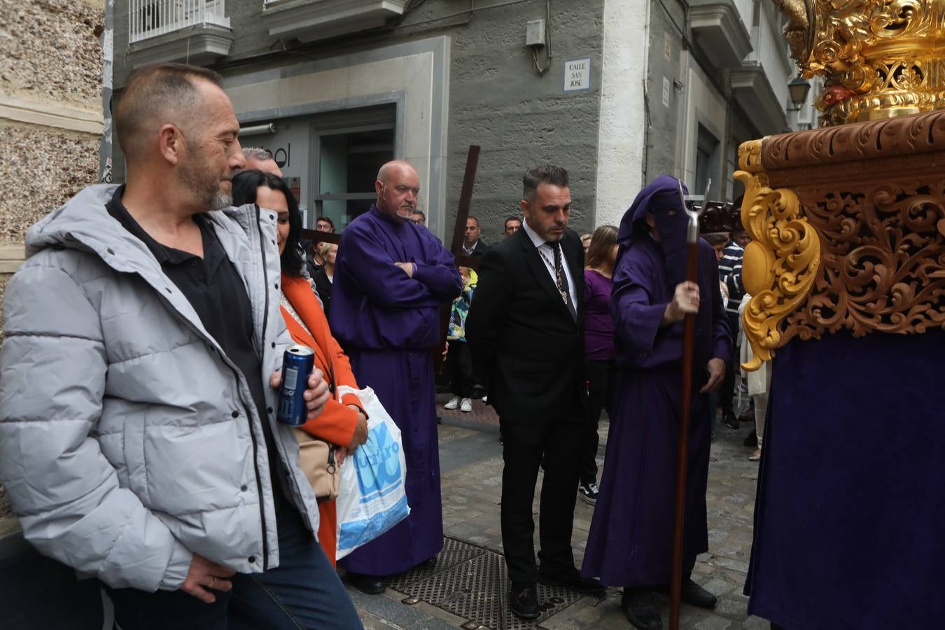 Fotos: Columna, el clasicismo de la hermandad de San Antonio