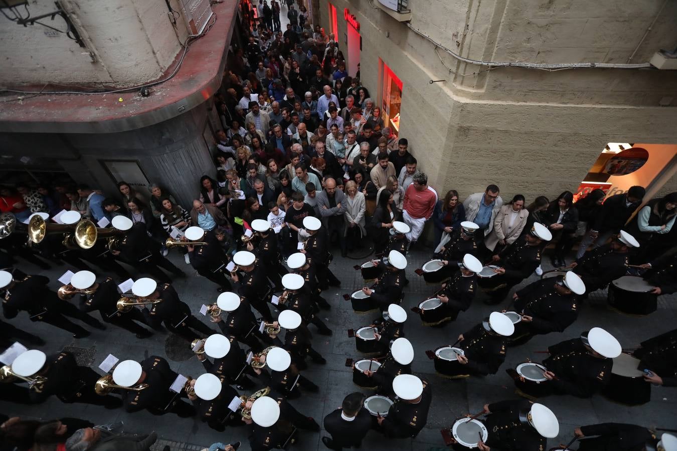 Fotos: Columna, el clasicismo de la hermandad de San Antonio