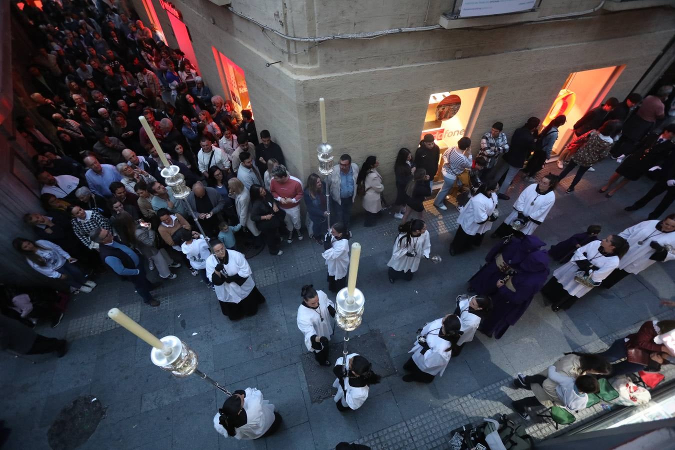 Fotos: Columna, el clasicismo de la hermandad de San Antonio