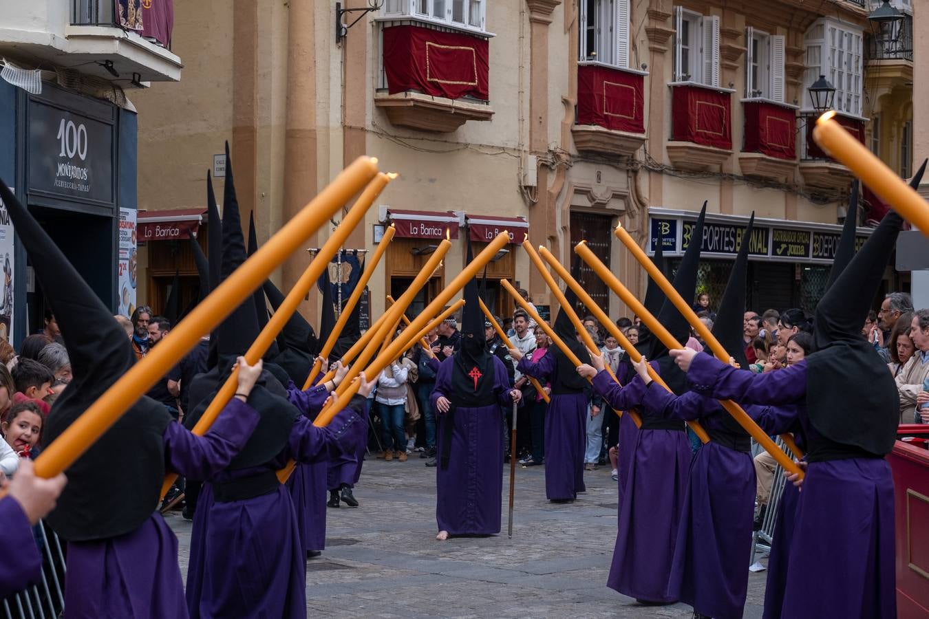 Fotos: Piedad procesiona el Martes Santo en Cádiz
