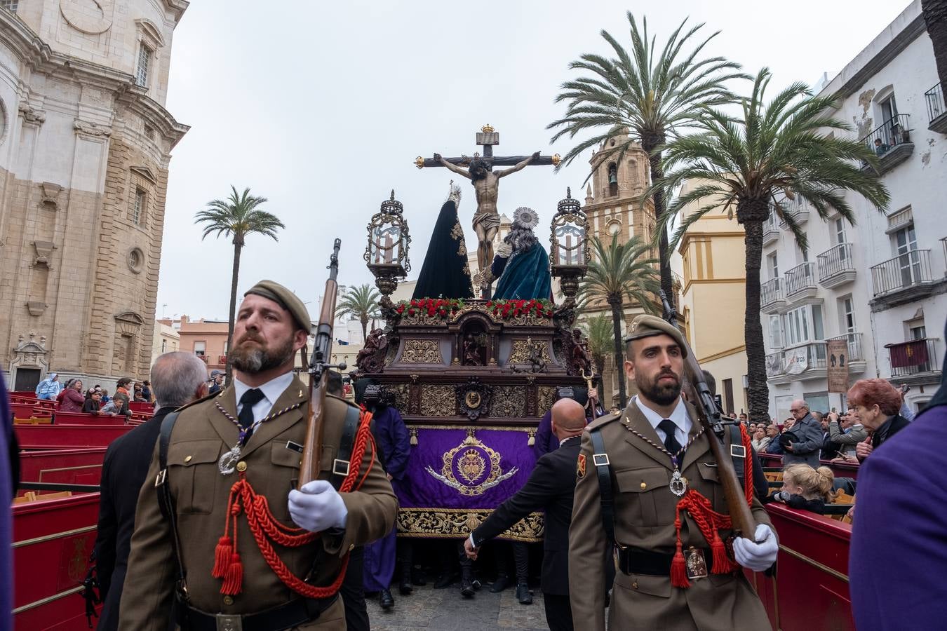 Fotos: Piedad procesiona el Martes Santo en Cádiz