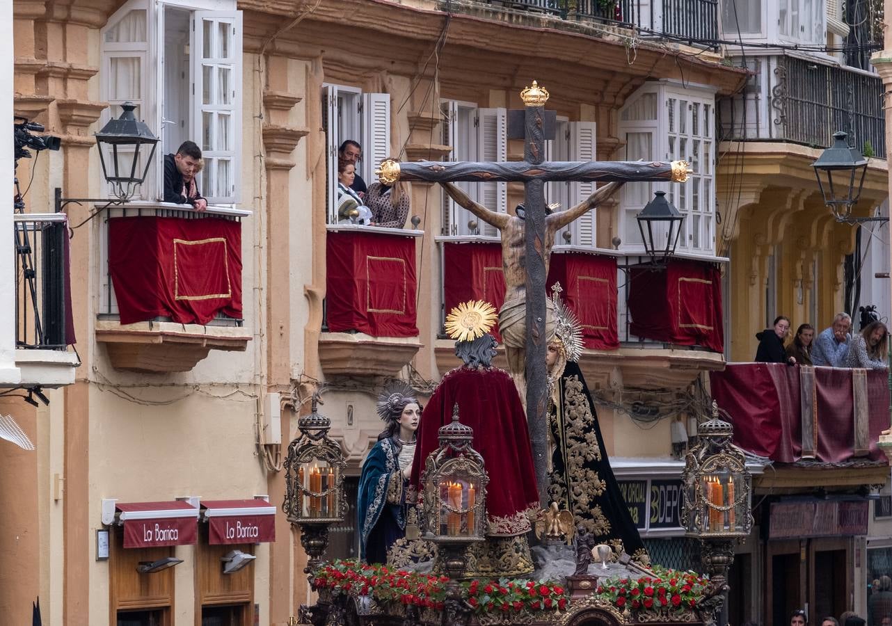 Fotos: Piedad procesiona el Martes Santo en Cádiz