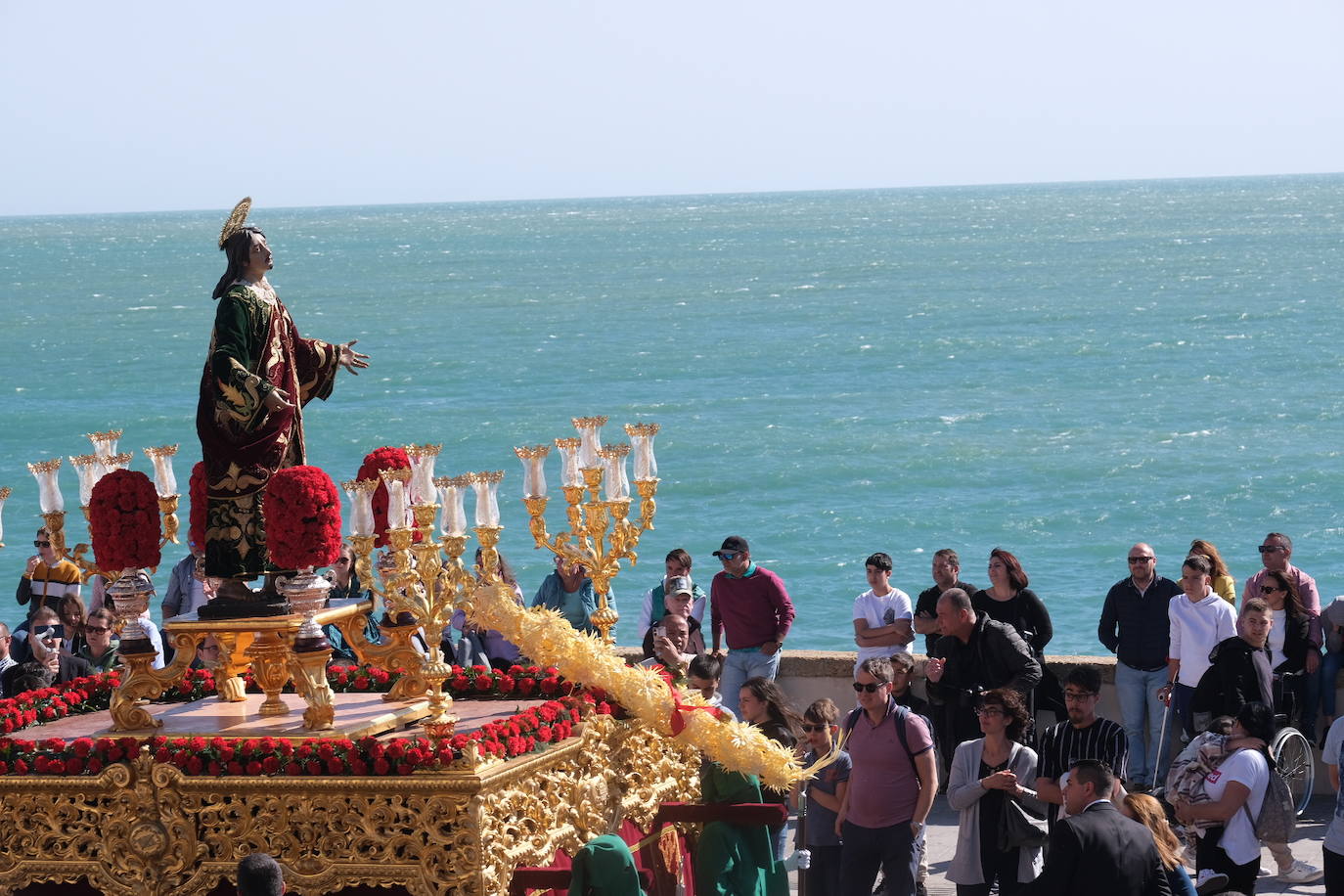 Fotos: Las Aguas, el Miércoles Santo en Cádiz