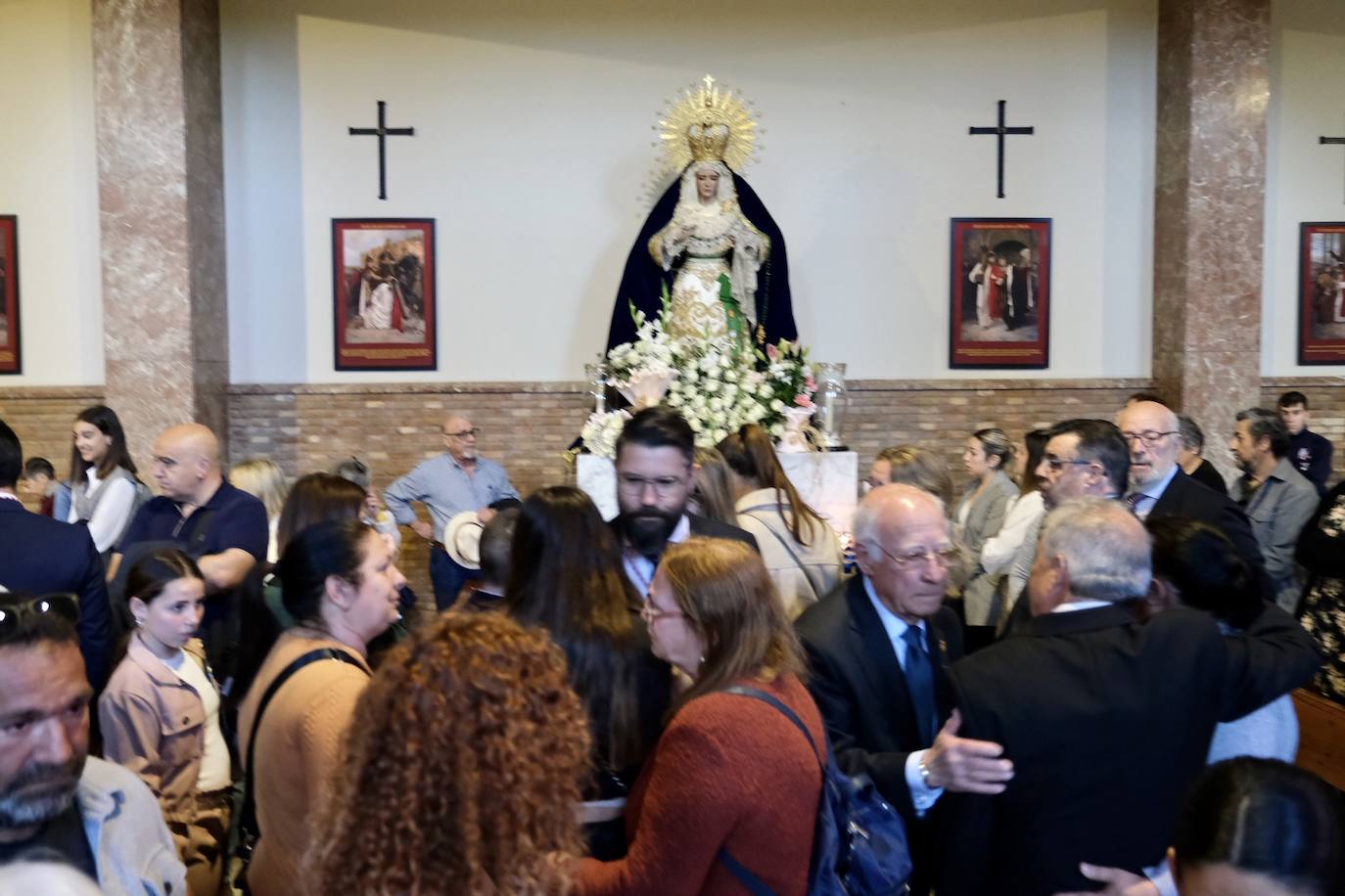 Fotos: Ofrenda floral en San Severiano