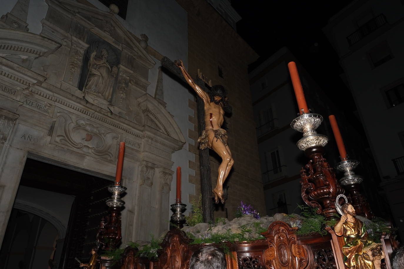 Fotos: Buena Muerte, la sobriedad de la hermandad de San Agustín