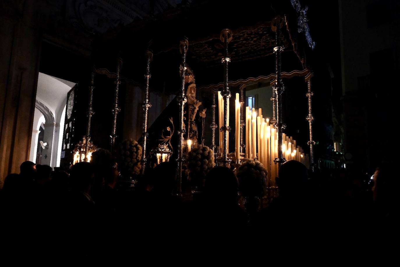 Fotos: Buena Muerte, la sobriedad de la hermandad de San Agustín