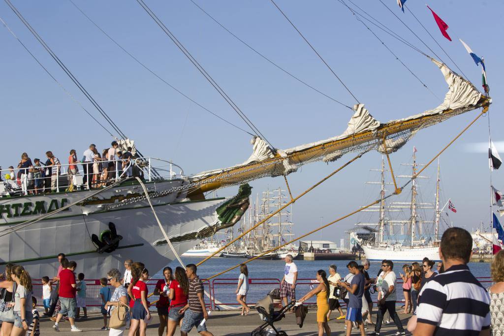 Fotos: Así fue la Gran Regata de 2016 en Cádiz